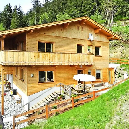 Semi-detached House, Zell am Ziller